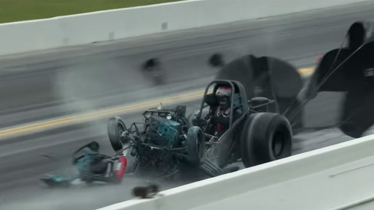 Του έμεινε μόνο το τιμόνι και το κάθισμα!